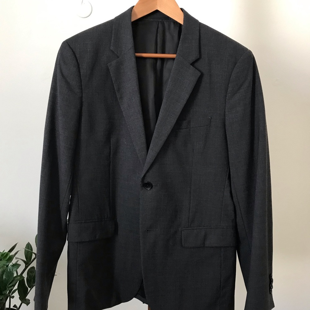 Theory charcoal suit blazer 38s sexy euro power